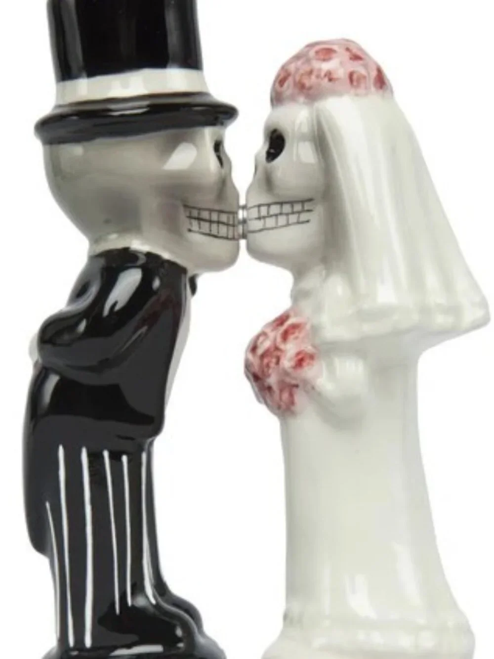 Love Never Dies Salt and Pepper Shaker New In Box